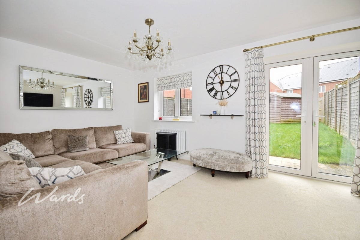 House Shearwater Close in Ashford