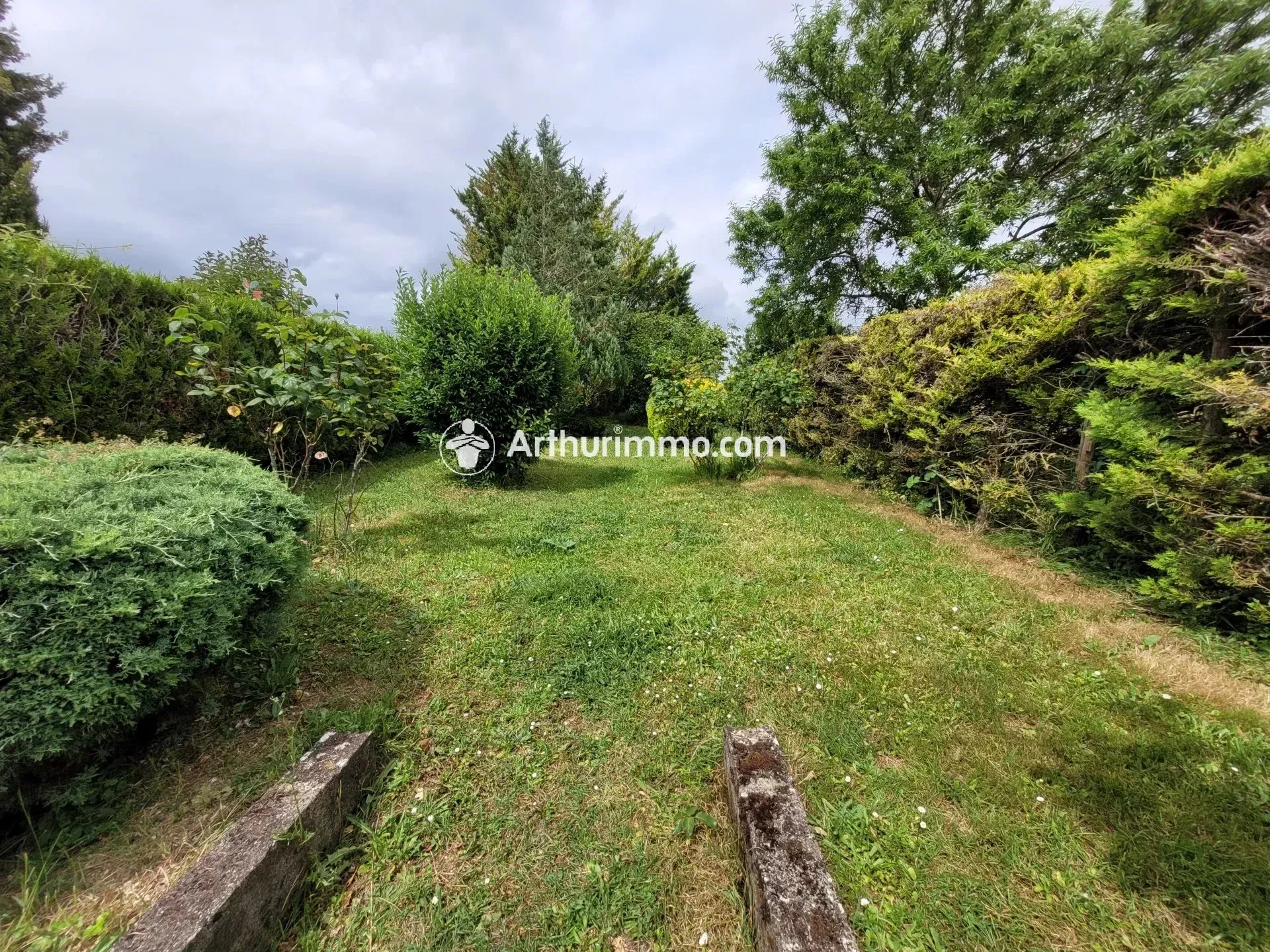 Maison Route de Saint-Jean-d'Angély à Fontcouverte