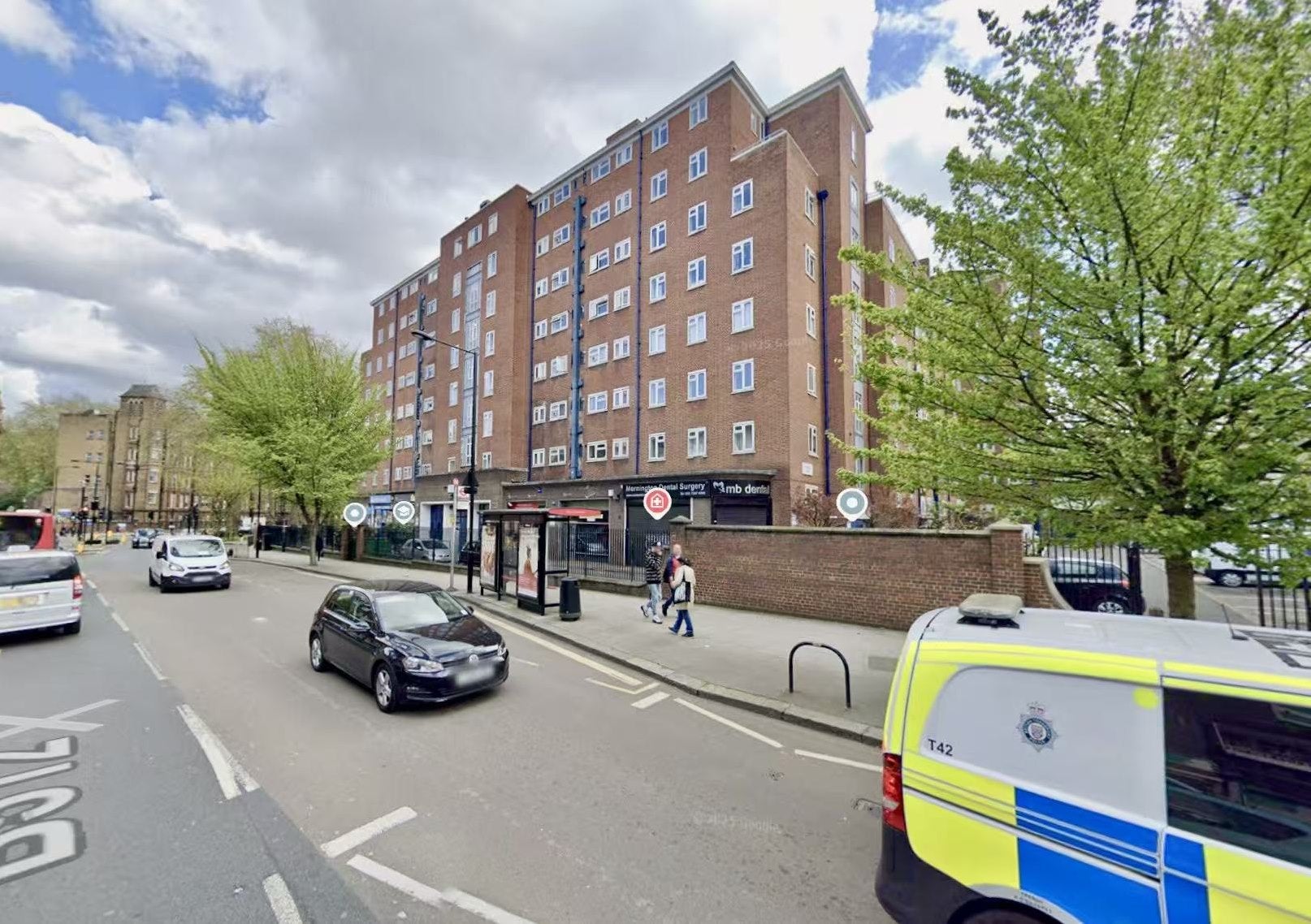 Flat Crowndale Court in Greater London