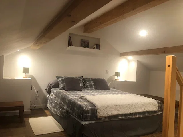 Chambre Chemin de Lôo à Régades