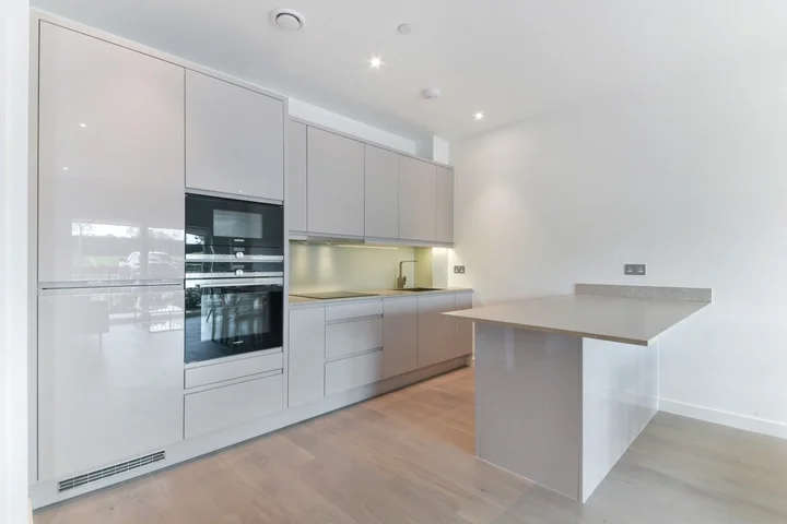 Flat Felar Walk in Greater London