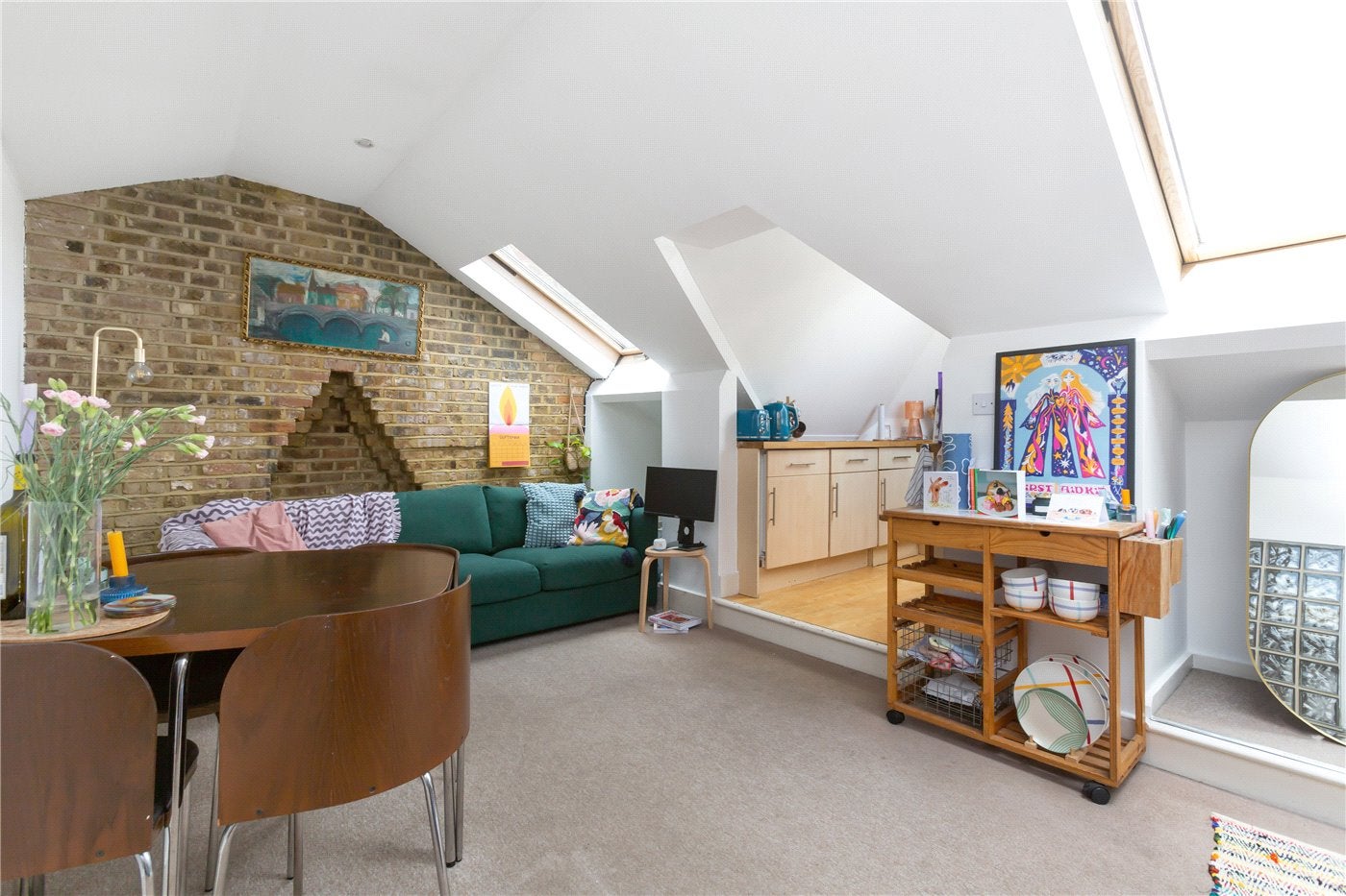 Flat Gunton Road in Greater London