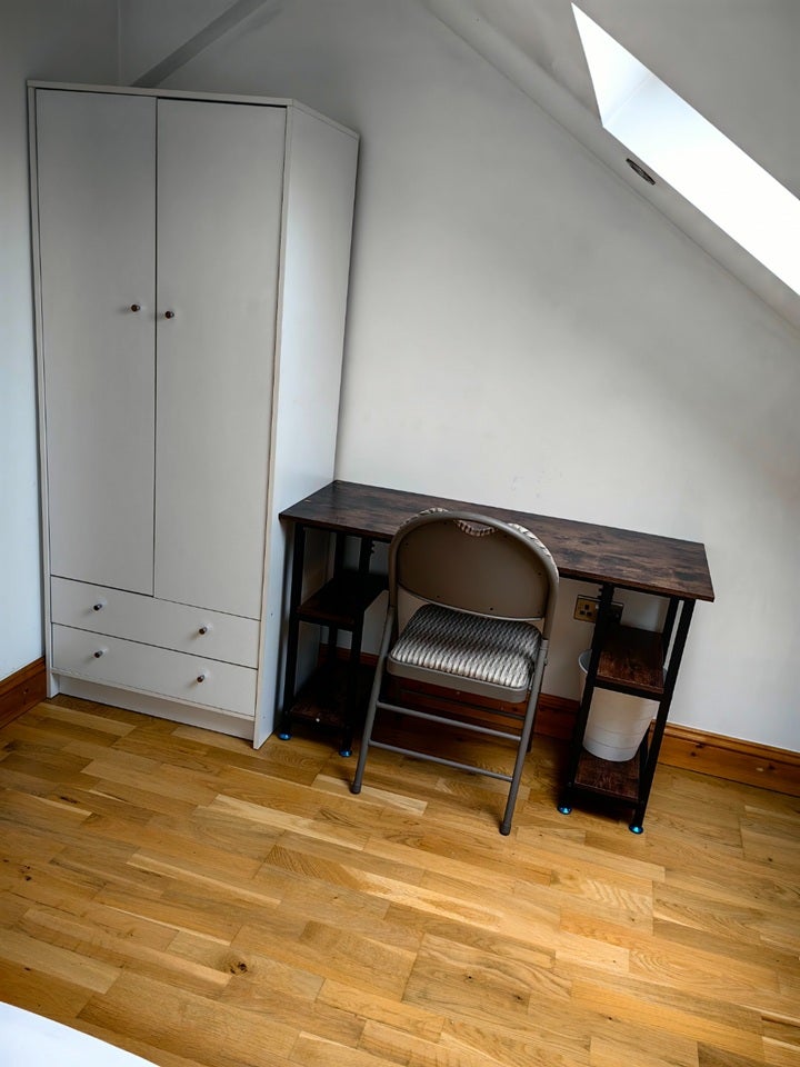 Room Blackhorse Road in Greater London