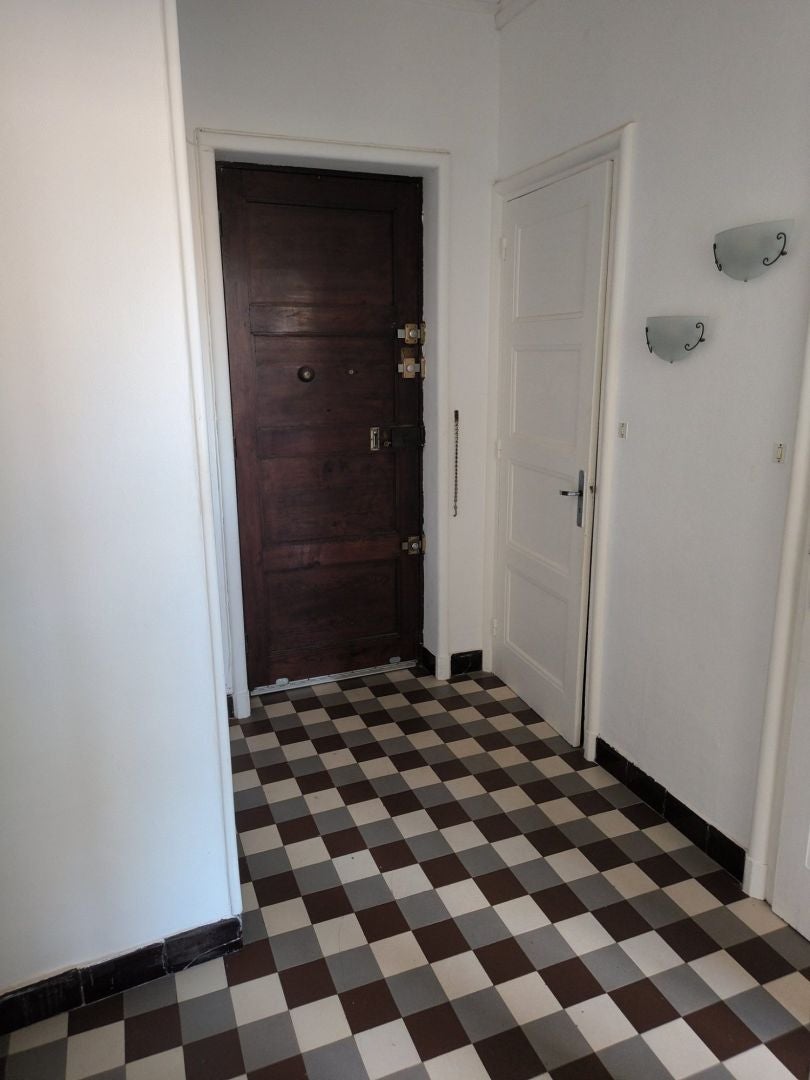 Flat Rue Alfred de Vigny in Lyon