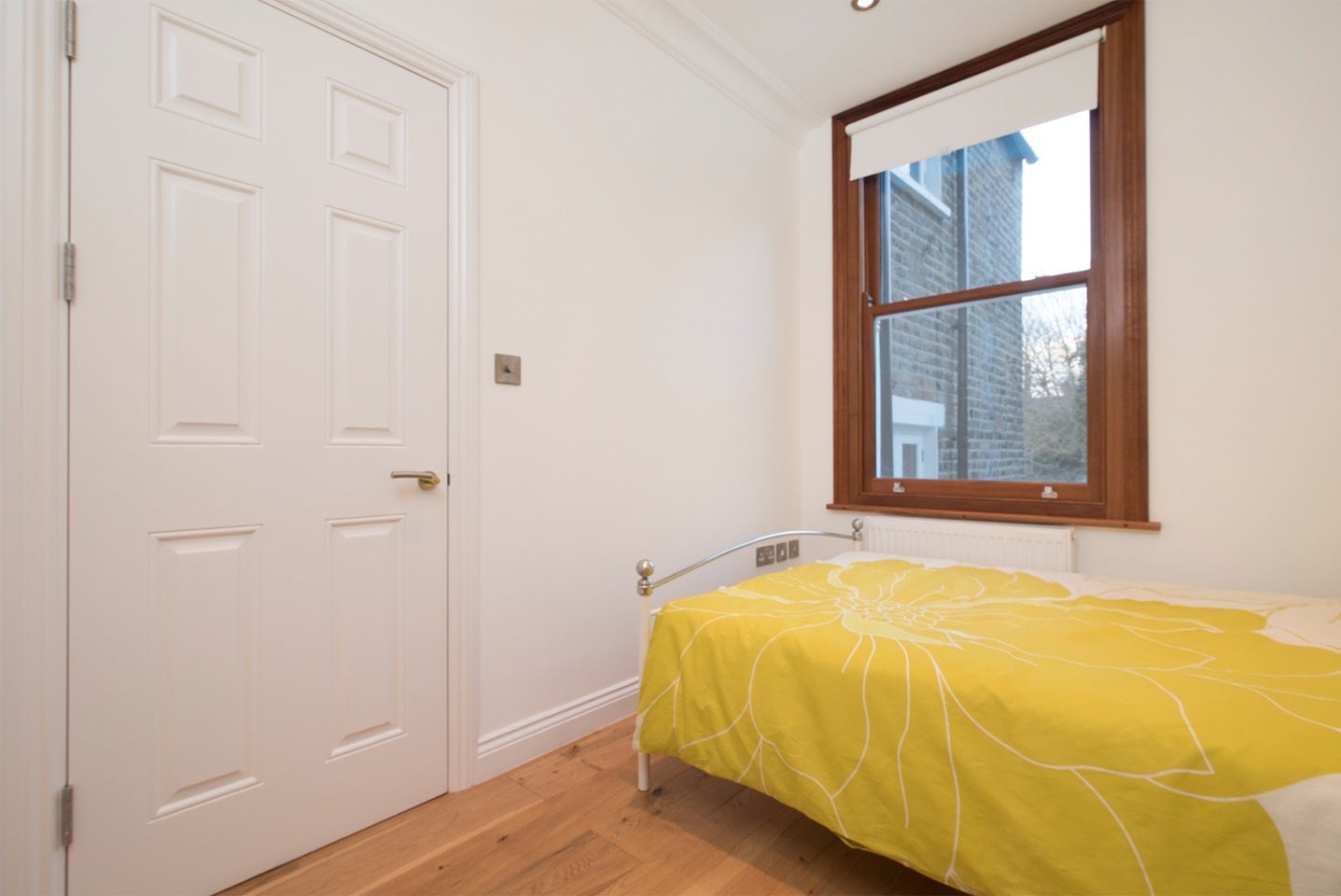 Flat Florence Road in Greater London