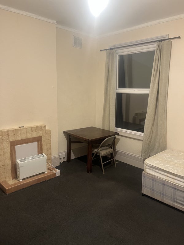 Room Pepys Road in Greater London