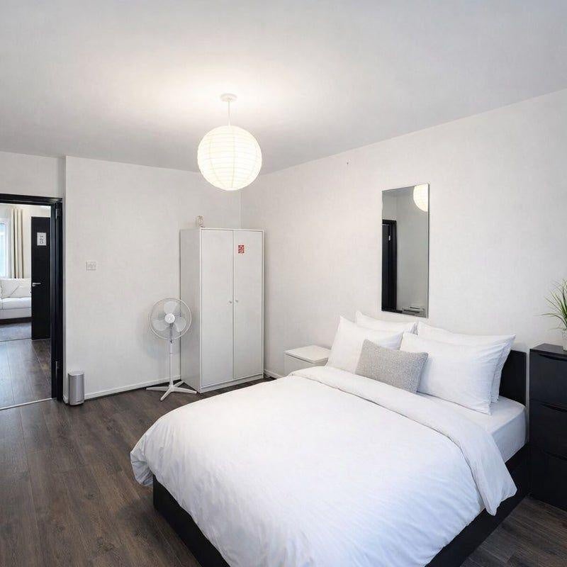Room Barnardo Gardens in Greater London