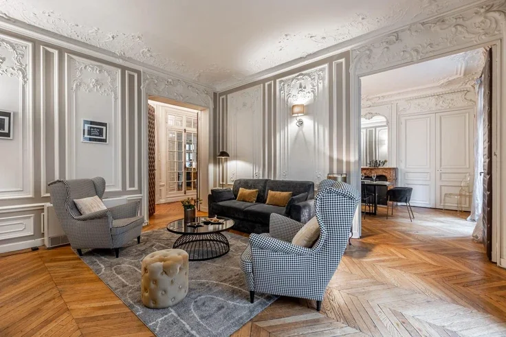 Appartement Rue La Boétie à Paris