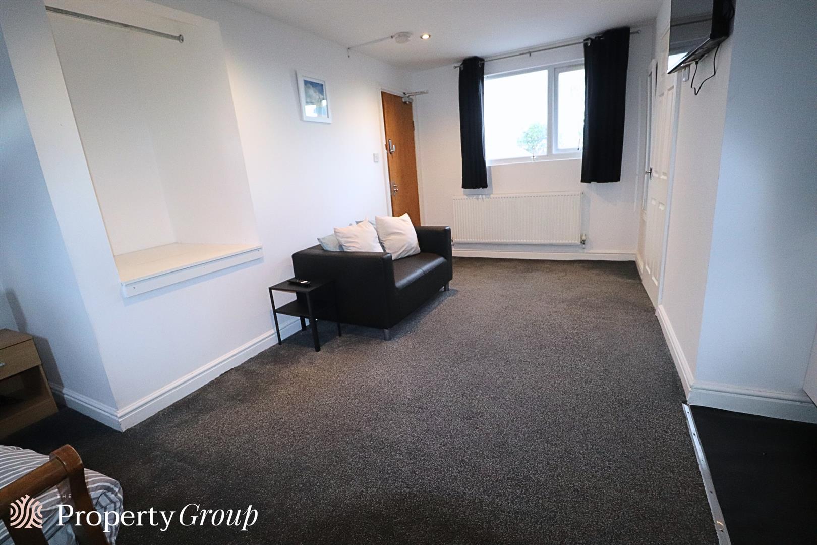 Flat Shaftesbury Road in Coventry