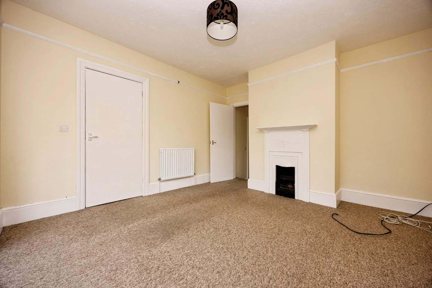 Flat Sherington Close in Rushmoor