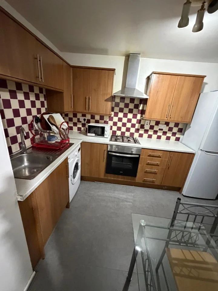 Room Augusta Street in Greater London