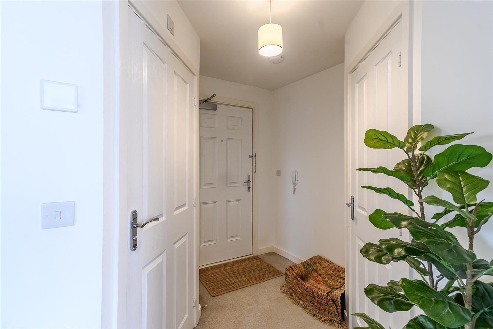 Flat Ffordd y Dociau in Barry