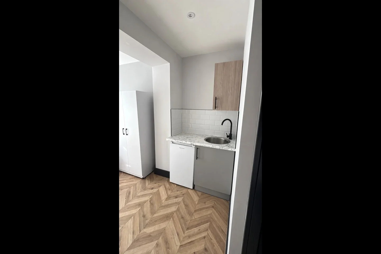 Room Hoe Lane in Greater London