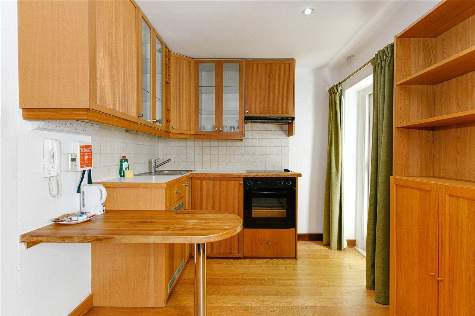 Flat Cartwright Gardens in Greater London