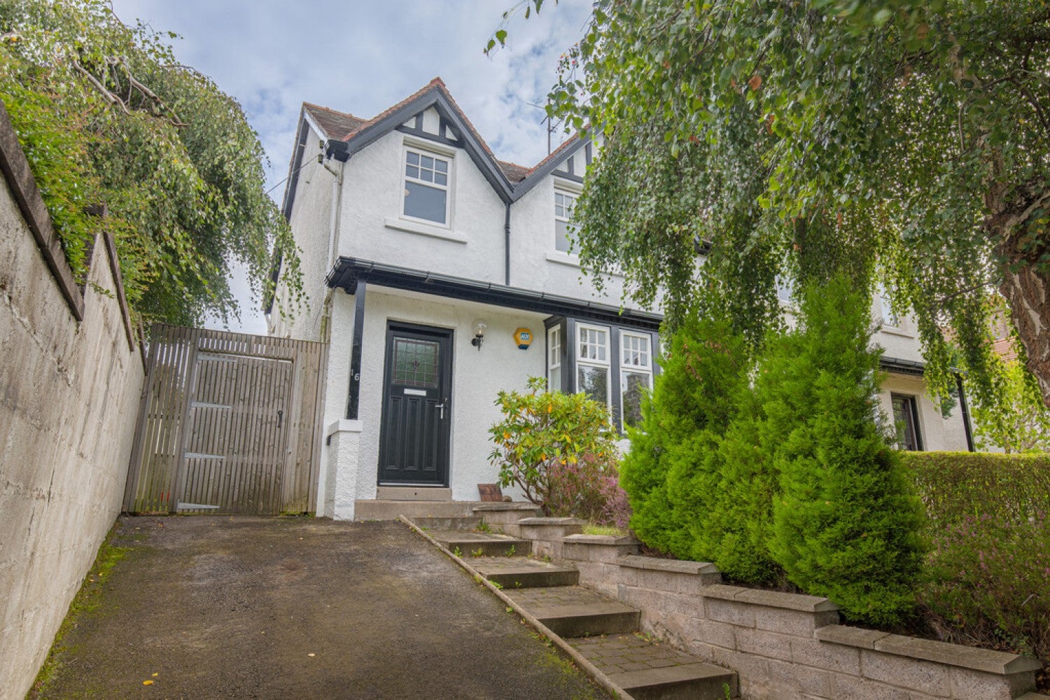 House Primrosehill Road in Aberdeen City