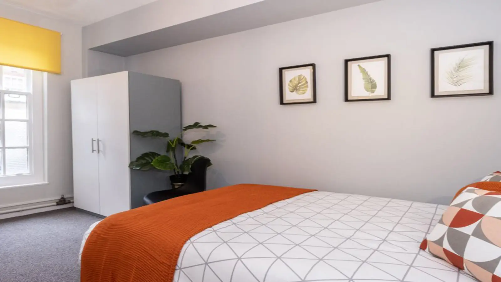 Room Monck Street in City of Westminster