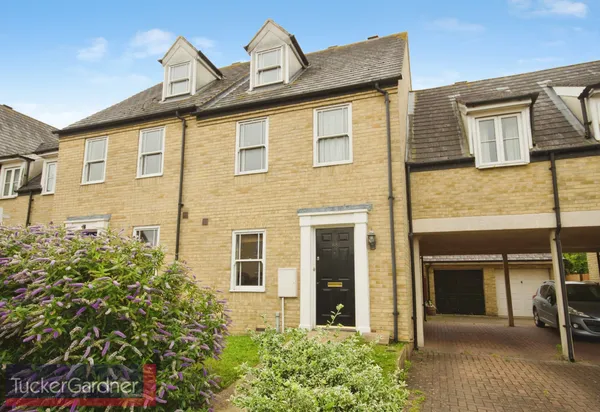 House Brooke Grove in Ely