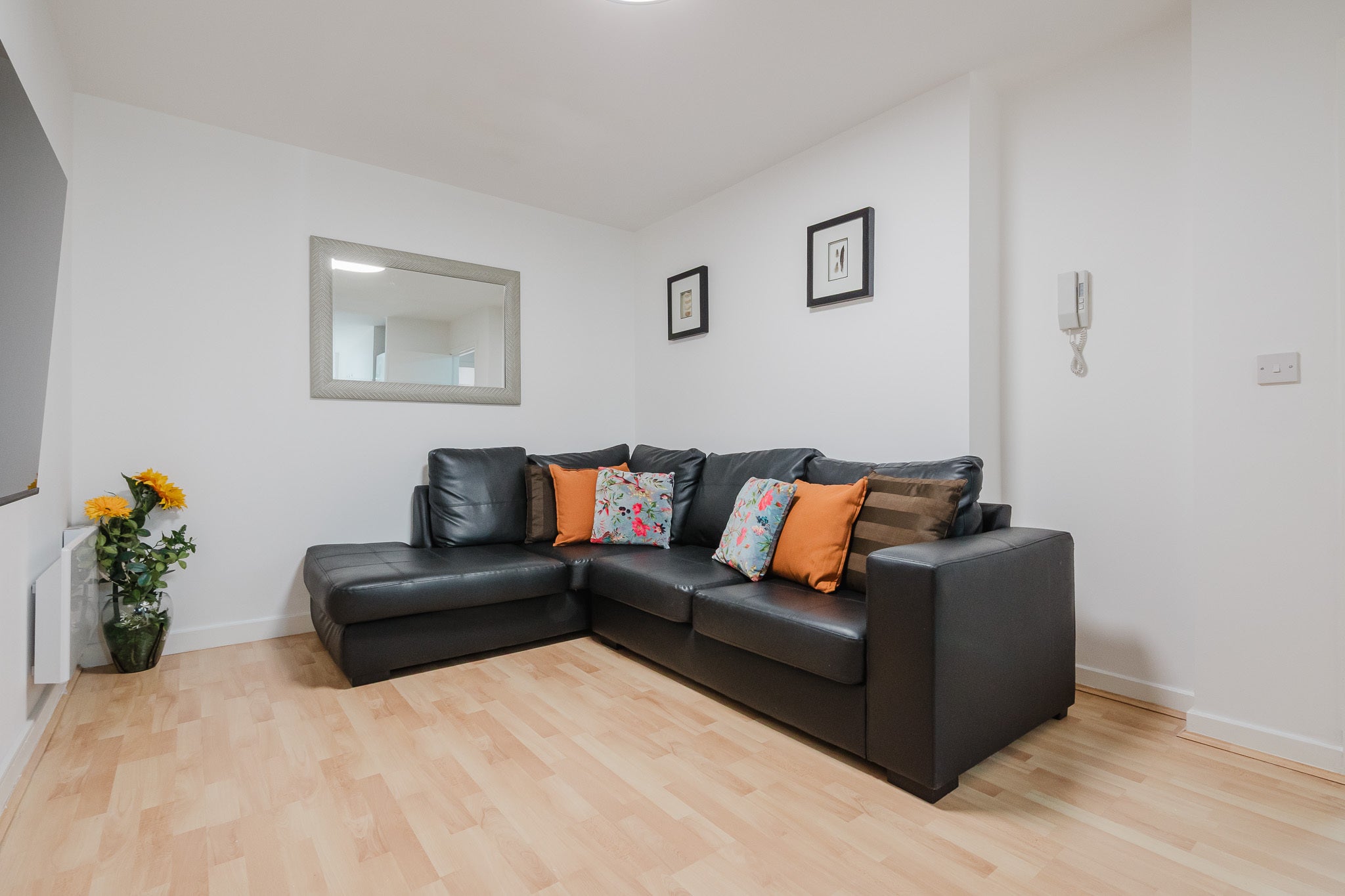 Flat Willow Bank in Manchester