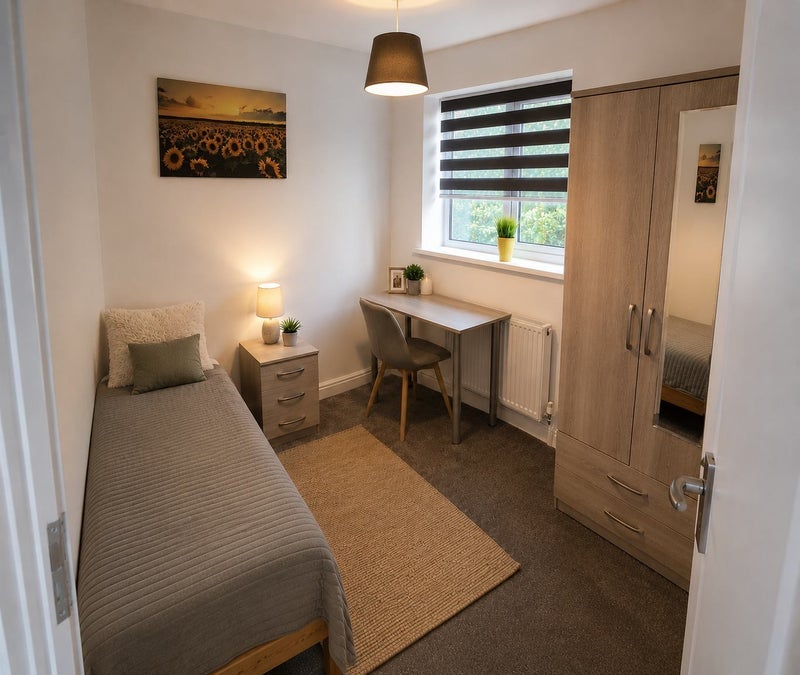 Room Withywood Drive in Telford