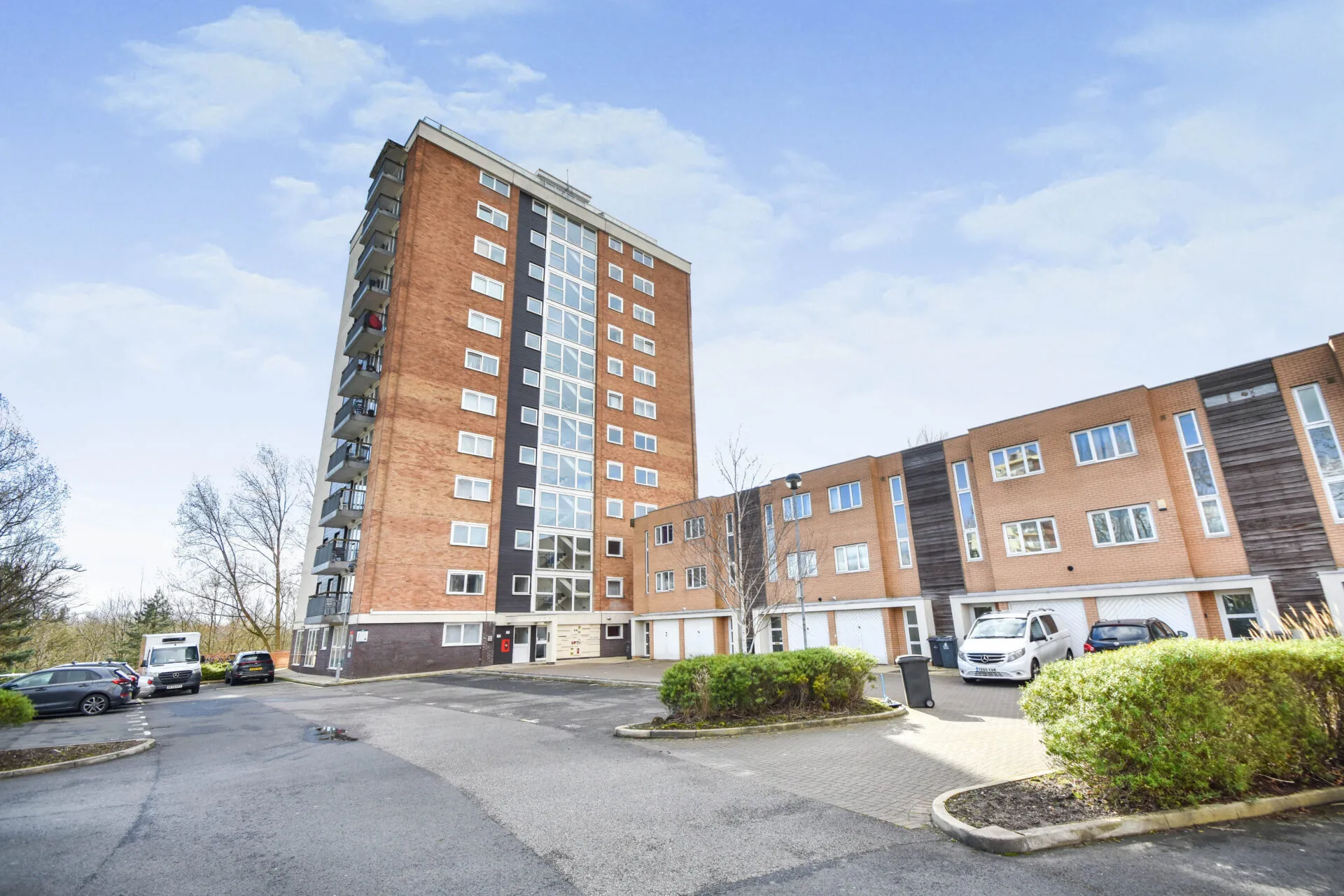 Flat Riverdale Road in Manchester