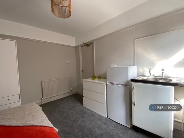 Room Lumley Crescent in East Lindsey