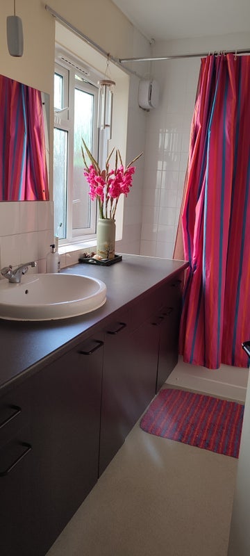 Room Charlton Lane in Greater London