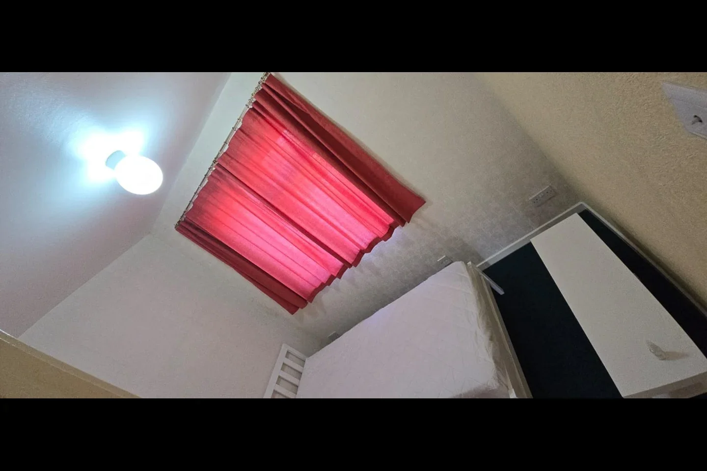 Room Atherton Close in Borough of Spelthorne