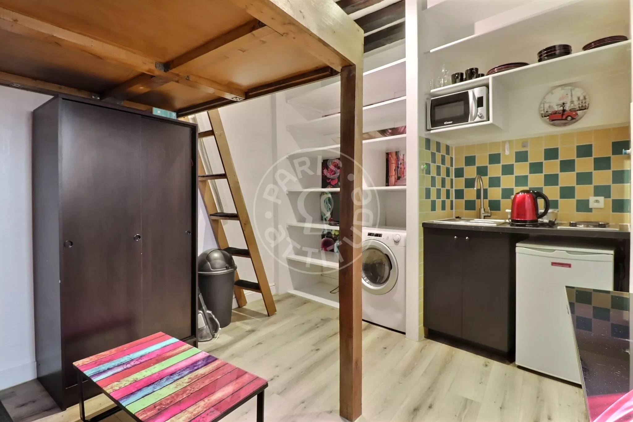 Appartement Rue Perronet à Paris
