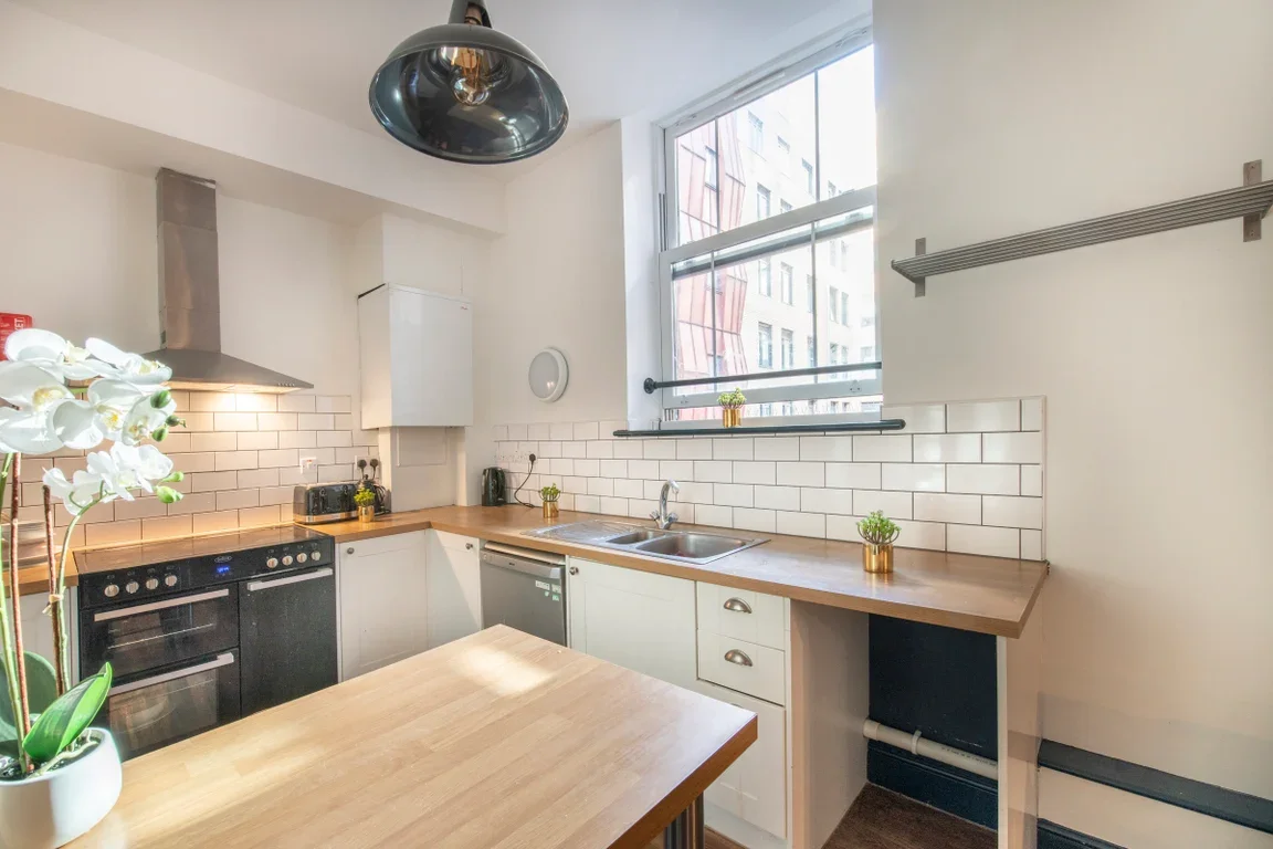 Flat Welford Road in Leicester