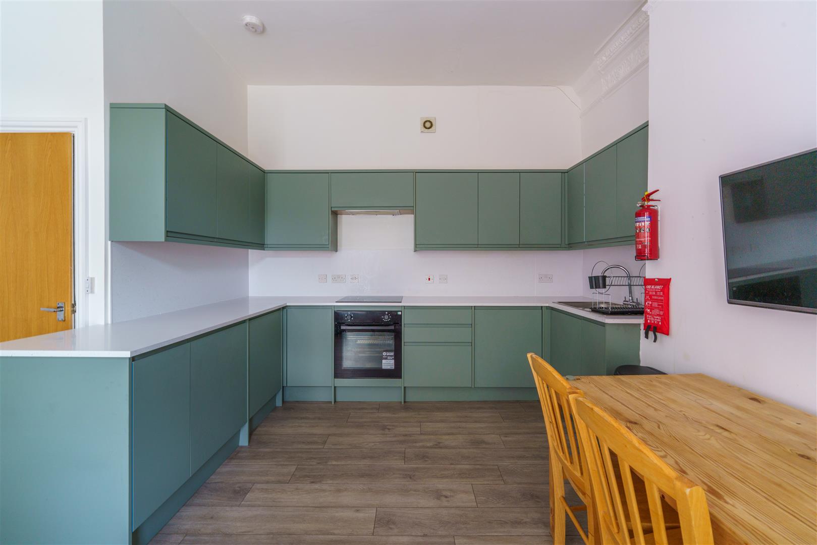 Flat Otterburn Terrace in Newcastle upon Tyne