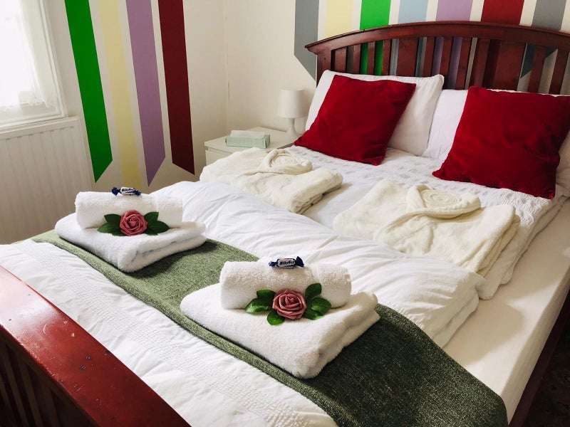 Room Ford Square in Greater London