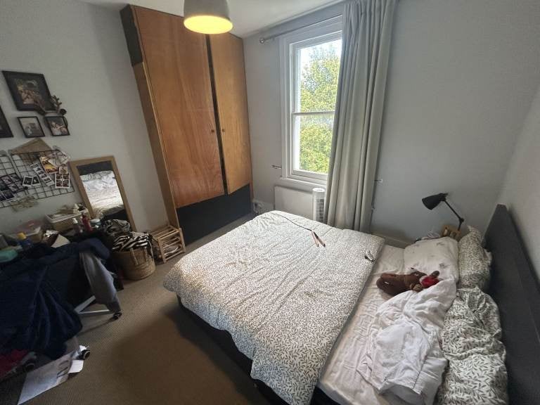 Flat Richmond Way in Greater London