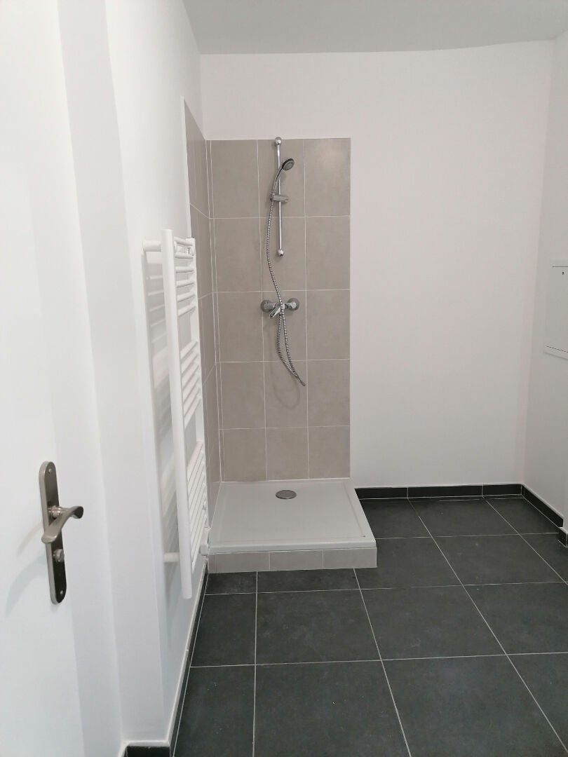 Appartement Chemin / Boulevard du  Bel-Air à Gournay-sur-Marne