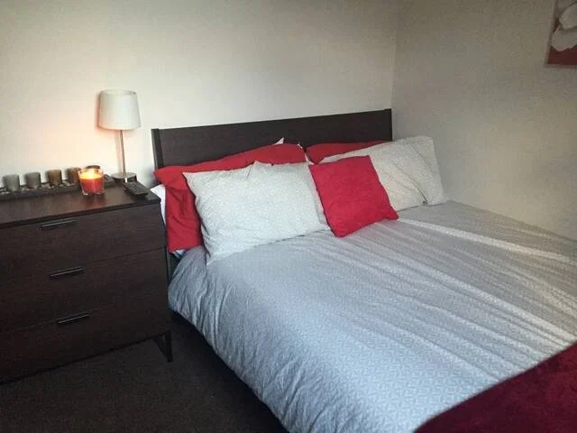 Flat Fishponds Road in Bristol