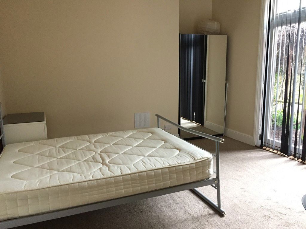 Room Chester Street in Coventry