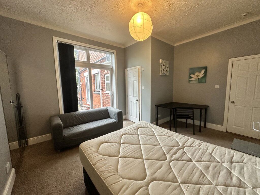 Room Chester Street in Coventry