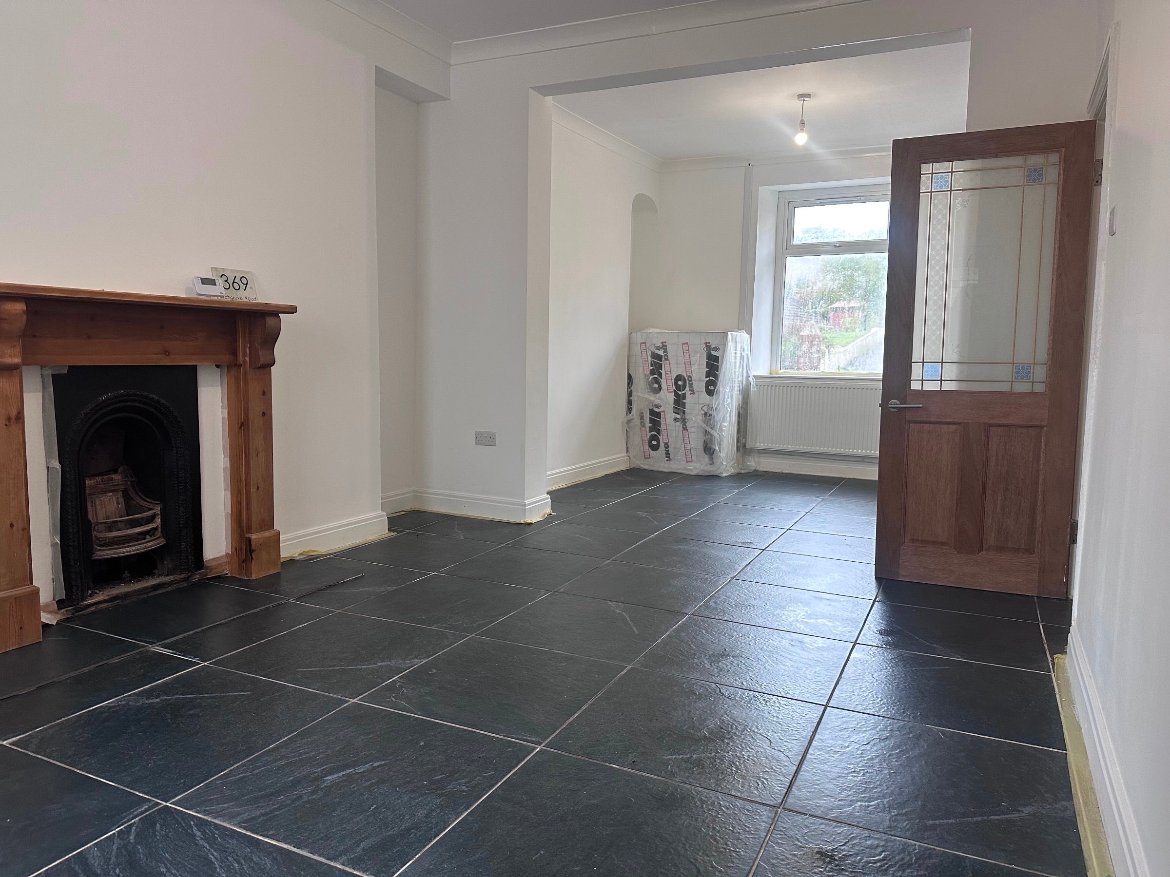 House Birchgrove Road in Glais