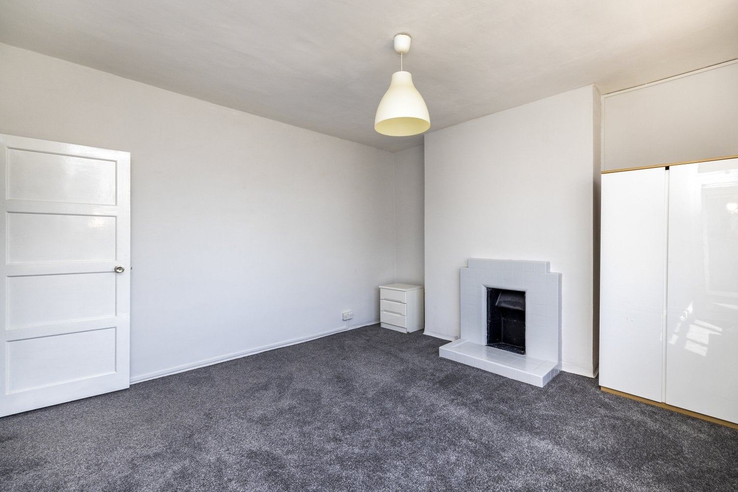 Flat Westmoreland Road in Greater London
