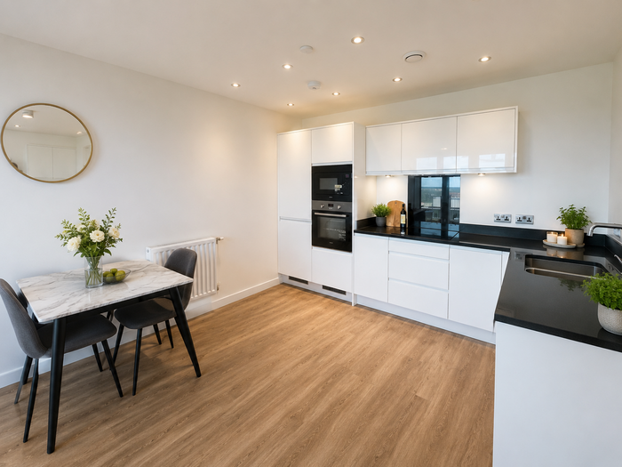Flat Carlyon Road in London