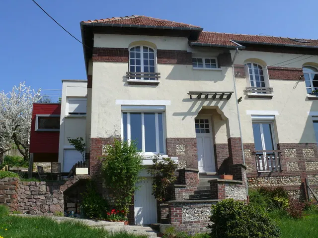 Room Avenue du Général Gallieni in Mont-Saint-Aignan