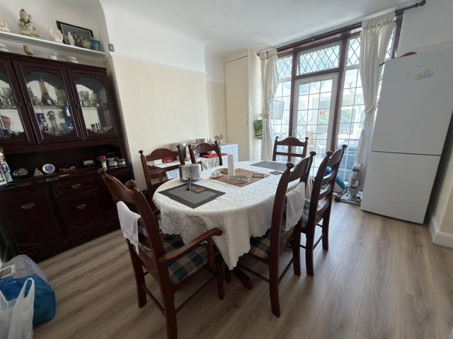 Room Tylecroft Road in Greater London