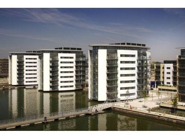 Flat Albert Basin Way in Greater London