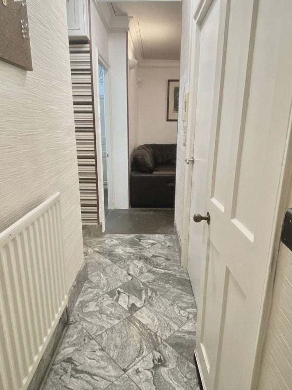 Flat Welland Street in Greater London