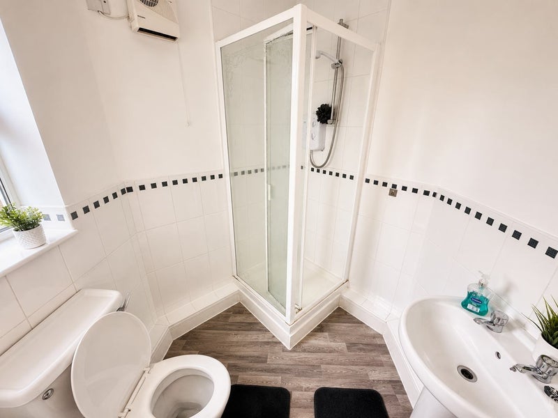 Room Fiddlers Wood Lane in Bradley Stoke
