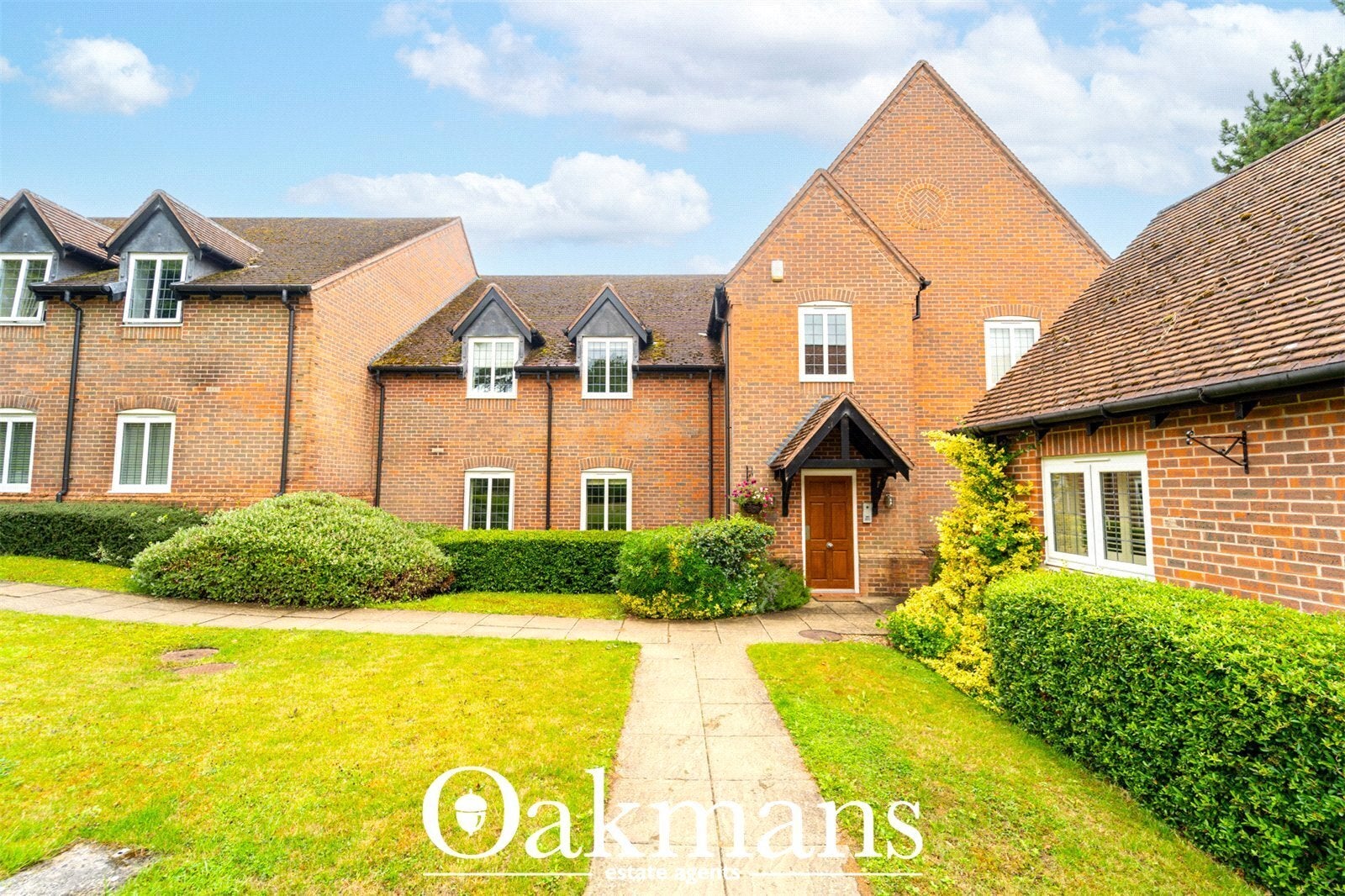 Flat Lea End Lane in Bromsgrove