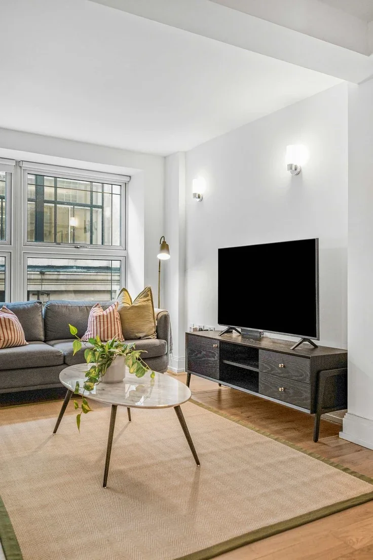 Flat Bateman Street in City of Westminster