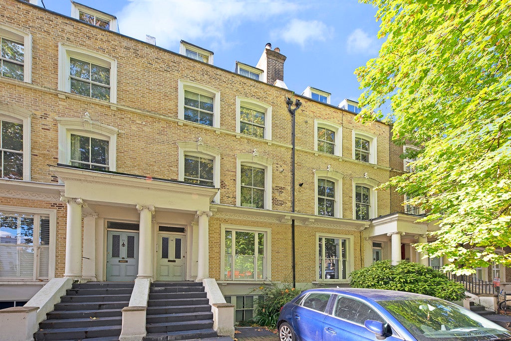 Flat Stamford Hill in Greater London
