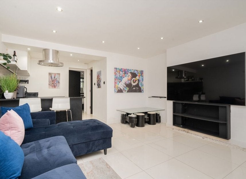 Flat Shirland Road in City of Westminster