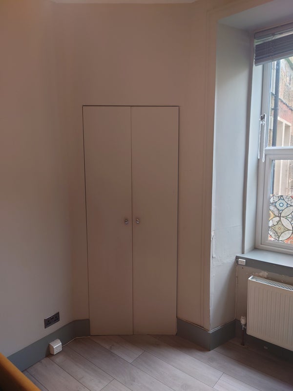 Room Dalmally Street in Glasgow