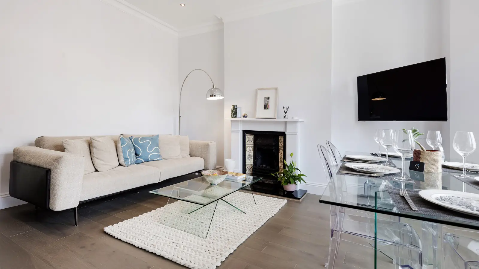 Flat Southwood Avenue in Greater London